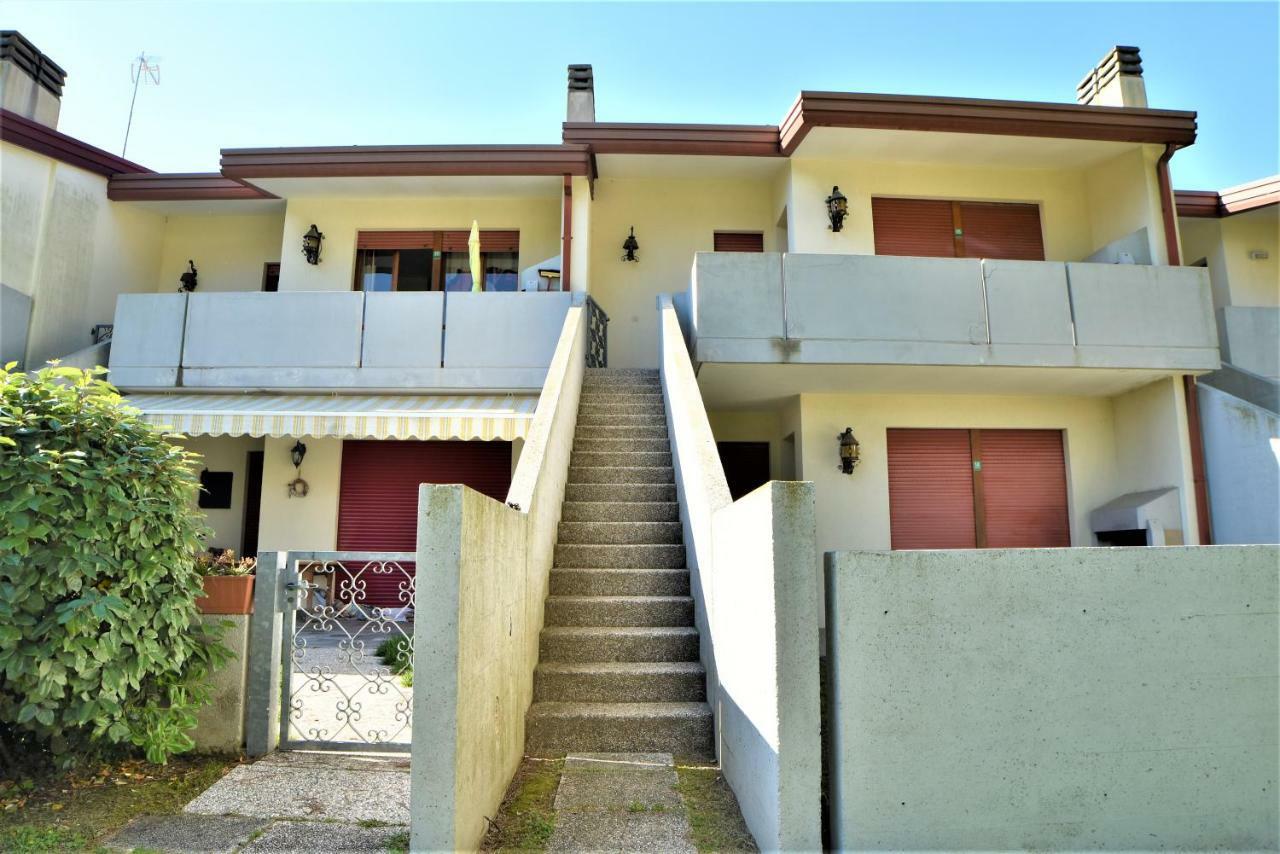 Villaggio Anna Bibione Exterior photo