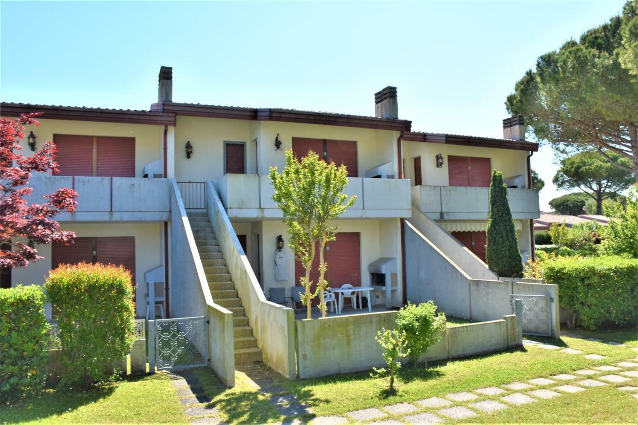 Villaggio Anna Bibione Exterior photo